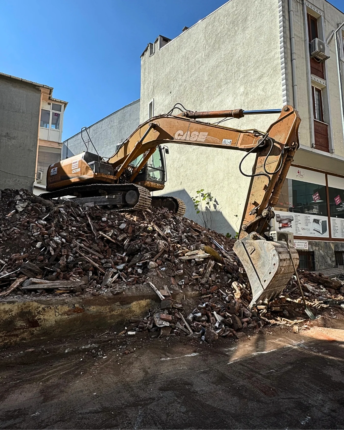 Yıkım ve Enkaz Kaldırma